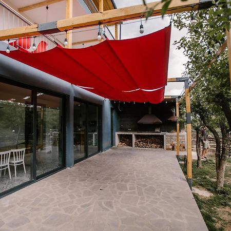 Vardeni Guesthouse Hrazdan Esterno foto
