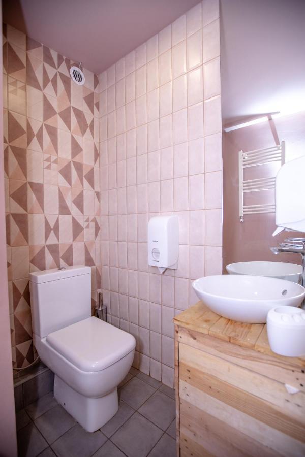 Vardeni Guesthouse Hrazdan Esterno foto